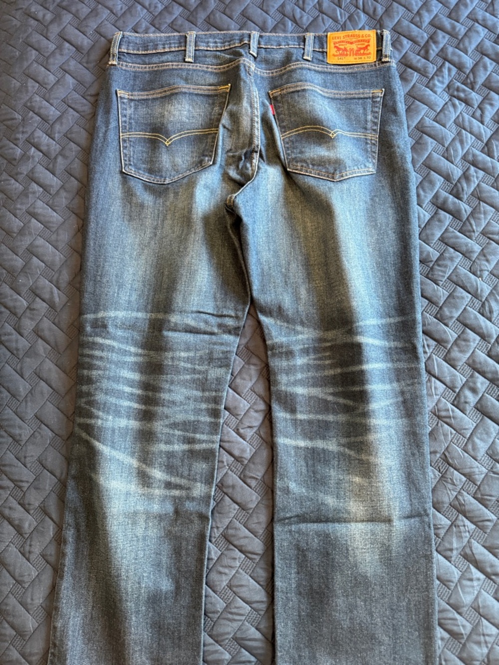 Levi's Men's Faded Blue Straight Jeans